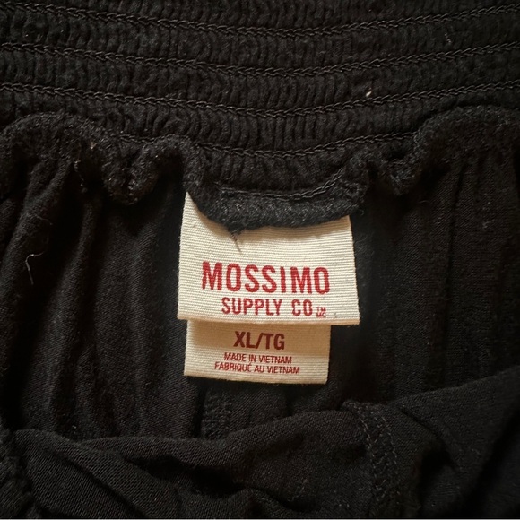Mossimo Black Flowy Shorts Smocked Waist Soft Stretchy Lounge Boho Size XL Fun - Picture 2 of 9